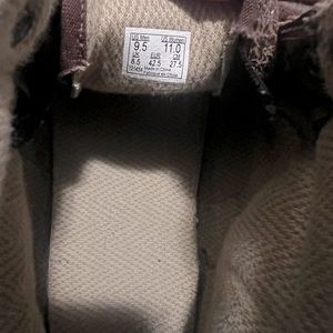 Sz 9.5 insulated vans